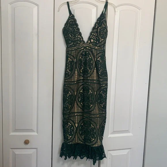 PrettyLittleThing | Dresses | Emerald Green Strappy Thick Lace Frill Hem  Dress | Poshmark